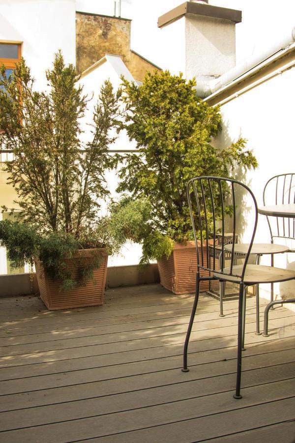 Main Square Studio With Terrace & Air Condition Красков Екстериор снимка